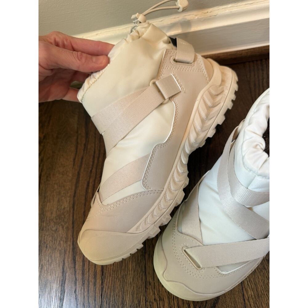 KEEN Hoodzerra II Boots/ Free People Womens Sz 9 Insulated Waterproof NEW $165 - Picture 12 of 16